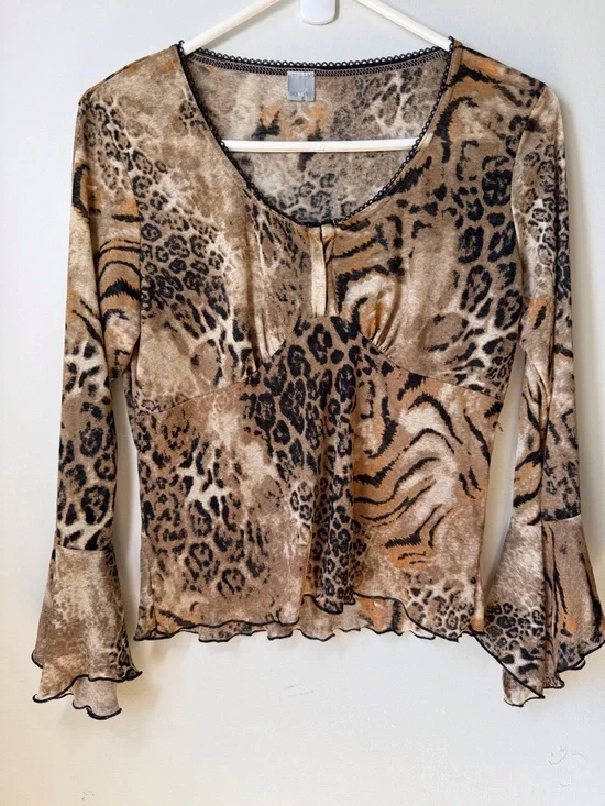 Sasson sheer Y2K animal print babydoll top with long flare sleeves lettuce hem. - Picture 1 of 6